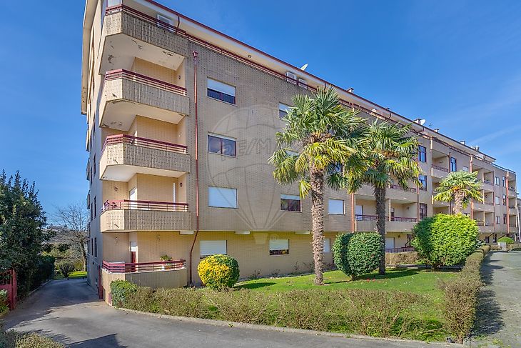 Apartamento T4 em Mafamude e Vilar do Paraíso