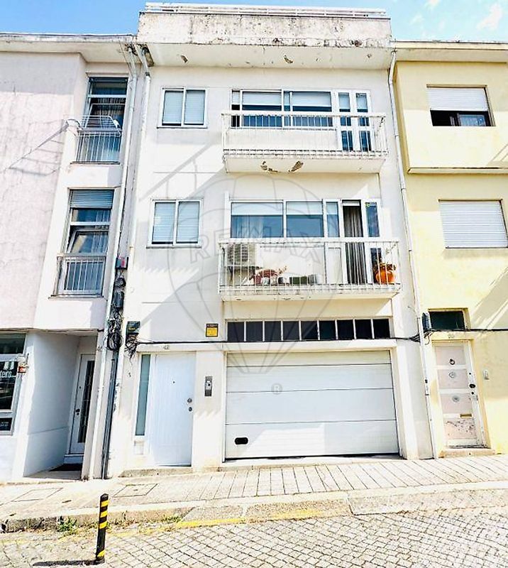 Moradia T4 em Cedofeita, Santo Ildefonso, Sé, Miragaia, São Nicolau e Vitória